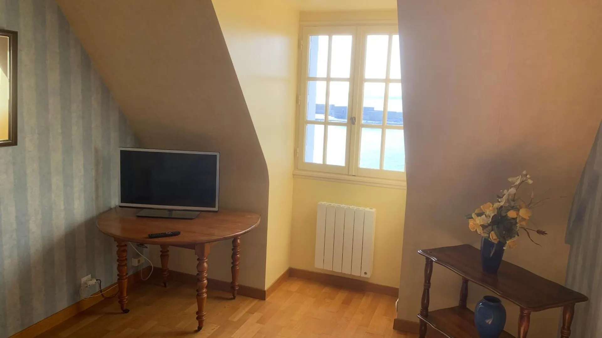 Maison Vue Mer Baie De Saint Brieuc Plerin 0*,  France